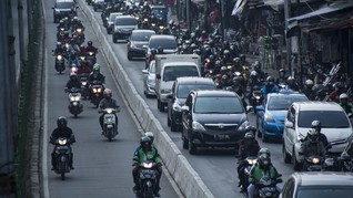 Motor Terobos Jalur Busway Dominasi Tilang Elektronik