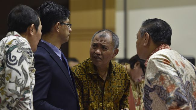 Pimpinan KPK Lanjutkan RDP dengan Komisi III DPR