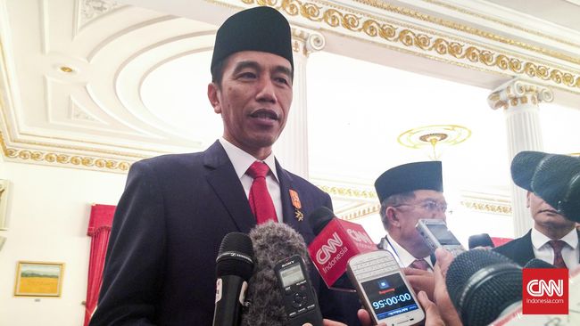 Di Hadapan Kerabat TNI, Jokowi Tegaskan Tak Minta Maaf ke PKI