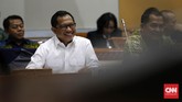 Komjen Tito Karnavian sesungguhnya tak masuk daftar calon Kapolri pilihan Dewan Jabatan dan Kepangkatan Tinggi Polri yang diserahkan ke Kompolnas. Wanjakti mengajukan Budi Gunawan, Budi Waseso, dan Dwi Priyatno. Kompolnas kemudian menambahkan nama Tito sebelum dalam rekomendasinya kepada Presiden. (CNN Indonesia/Safir Makki)