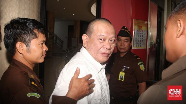 La Nyalla Dijadwalkan Mulai Diadili Kasus Dana Hibah