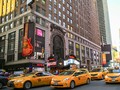 Sensasi Unik Menginap di Taksi Kuning New York