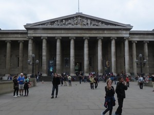 Kisah Black Jack, Mike, hingga Poppet: Kucing yang Bekerja di British Museum
