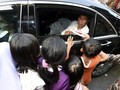 Jelang Lebaran, Jokowi Bagikan 5.300 Paket Sembako di Banten