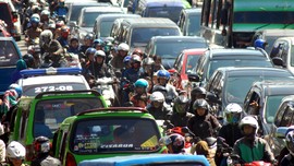 Jalur Puncak Bogor Dilebarkan demi Kurangi Kemacetan