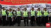 Kewaspadaan pada aksi teror diterapkan lantaran saat ini petugas kepolisian telah menjadi salah satu sasaran kelompok radikal. (CNN Indonesia/Safir Makki)