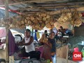 Ketupat dari Tanah Gusuran