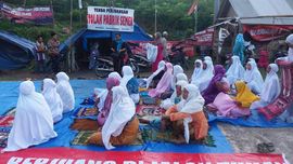 Doa Lebaran Petani Rembang