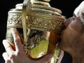 Mandi Es Si Juara Wimbledon Begitu Berbeda