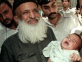 Dermawan Abdul Sattar Edhi Wafat, Seluruh Pakistan Berduka
