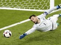 Lloris: Kemenangan Atas Peru Bakal Beri Kepercayaan Diri
