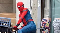 Privilege Spider-Man, Ketahuan Ngebut Dilepas Polisi