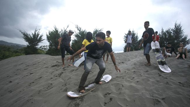 Kawasan Wisata Gumuk Pasir Akan Ditata