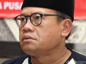 Hasto Bilang Ganjar Disetrum Usai Usul Hak Angket, IPW Membantah