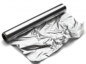 5 Trik Ajaib Aluminium Foil di Rumah, Bisa Bikin Gunting Tajam Lagi!