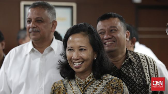Tanggapan Rini Soal Peringkat Utang Lima BUMN dari Moody's