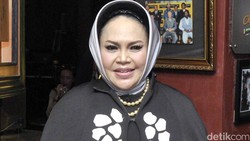Peran Besar Titiek Puspa dalam Karir Hetty Koes Endang
