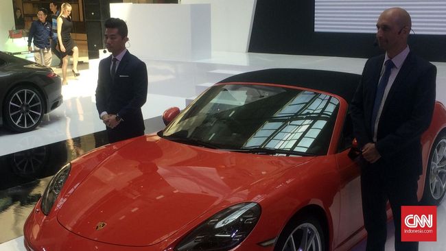 Carrera 911 dan Boxster 718, Roadster Harian dari Porsche