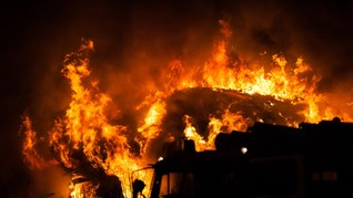 Pengeboran Minyak Ilegal di Aceh Terbakar, Lima Orang Tewas