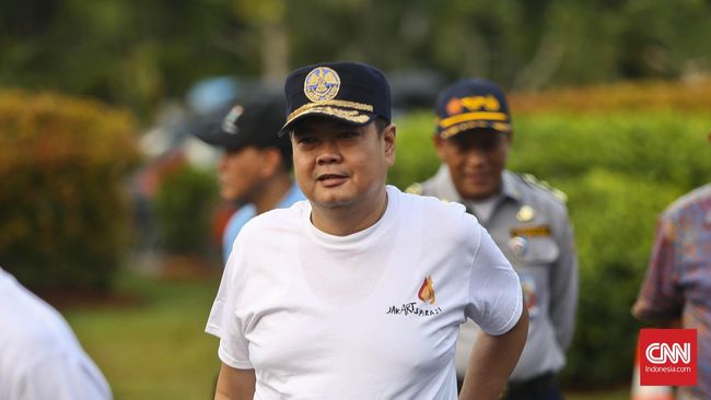 Sandi Minta Kepala Dishub DKI Kooperatif Soal Kasus Reklamasi