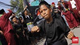 Berbagai acara dan pertunjukan khas Betawi di gelar di Festival Condet, dari marawis, lenong betawi, kirab budaya, sampai silat. Salah satunya, dipersembahkan oleh bocah dari Persatuan Silat Muara Condon. Tentu saja tidak ketinggalan sajian kuliner khas Betawi.