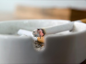 Protes Aturan Kawasan Tanpa Rokok, Pedagang Sebut Bisa Matikan Usaha