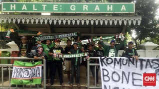 Polisi Merekayasa Lalu Lintas untuk Parade 'Bela Persebaya'