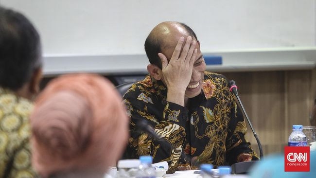 Diduga Bipatride, Status WNI Menteri ESDM Terancam