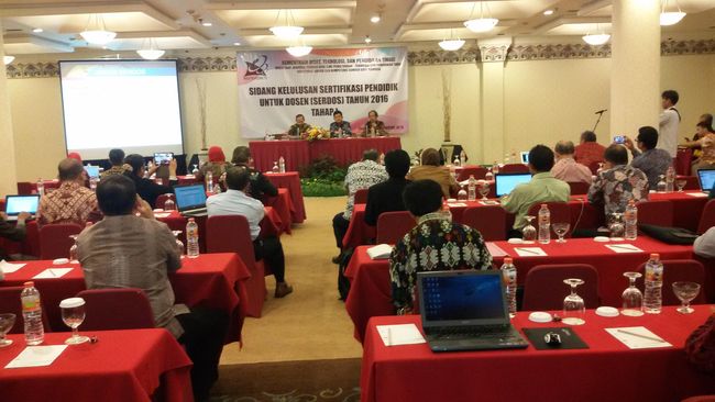 Ribuan Dosen Tak Lulus Sertifikasi, Sebagian Karena Menyontek
