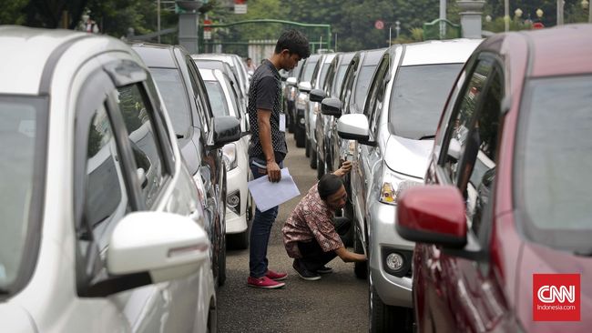 Pengemudi 'Taksi Online' Kritik Batas Waktu Uji KIR Gratis