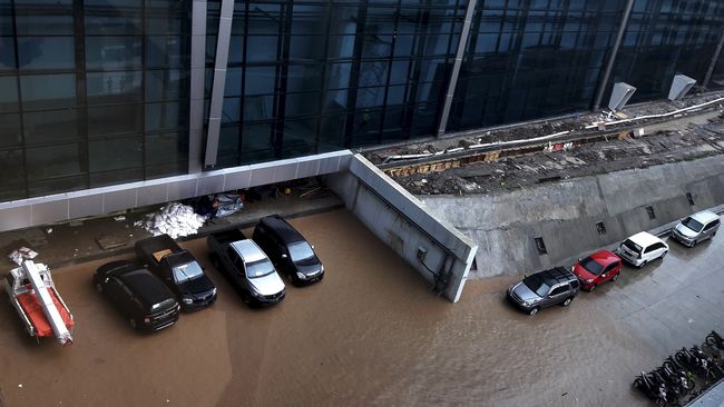 'Karena Banjir Setitik, Rusak Terminal 3 Sebelanga'