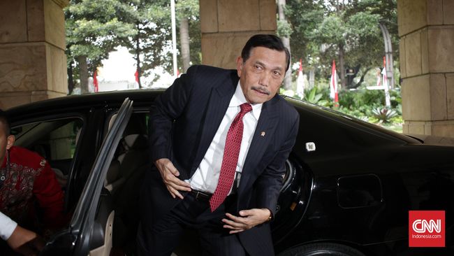 Luhut Godok Rencana Perubahan Nama Laut China Selatan