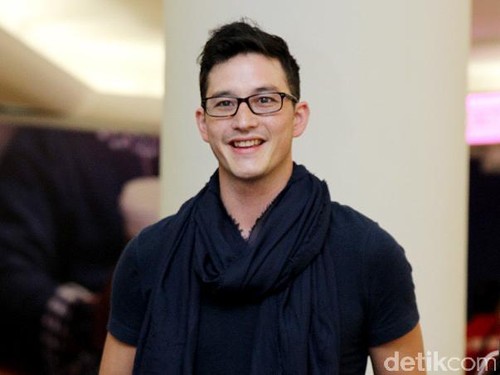 Ini Definisi Wanita Cantik Menurut Mike Lewis Ini Definisi Wanita Cantik Menurut Mike Lewis