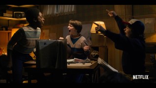 'Stranger Things' Paling Banyak Tampilkan Adegan Merokok