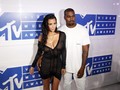 Kanye West Tak Diajak Kim Kardashian Liburan