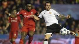 Barca Resmi Dapatkan Paco Alcacer