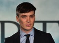 'Tommy Shelby' Peaky Blinders Tampil di Video Vokalis Savages