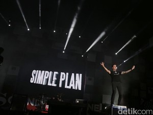 Video: Simple Plan Konser di Jakarta-Surabaya November