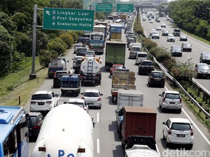Ada Kecelakaan di Meruya, Lalin Tol Jakarta-Tangerang Macet