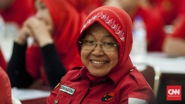Karangan Bunga, Pilgub Jatim, dan Keinginan Risma