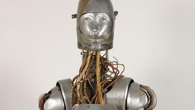 NASA Jual Robot Tua Penguji Baju Ruang Angkasa