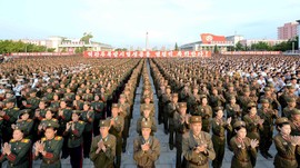 Pawai Korea Utara Rayakan Uji Coba Nuklir