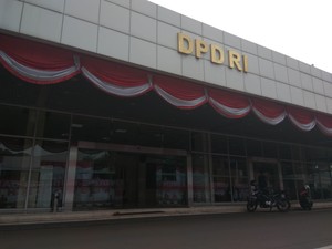 Nawardi Melejit! Ini 4 Calon DPD RI dari Jatim yang Bakal Lolos ke Senayan