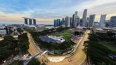 Selain Monaco, Formula 1 GP Singapura pun sering dinanti-nantikan para pebalap dunia karena akan mengombinasikan sirkuit jalanan (street race) dan juga keindahan lanskap futuristik negara pelabuhan tersebut. (AFP PHOTO / Danial Hakim)