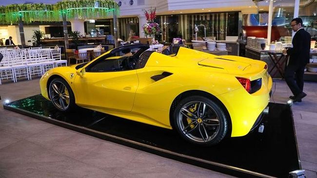  Ferrari  488 Challenge Mobil  Balap  Jalanan Sesungguhnya