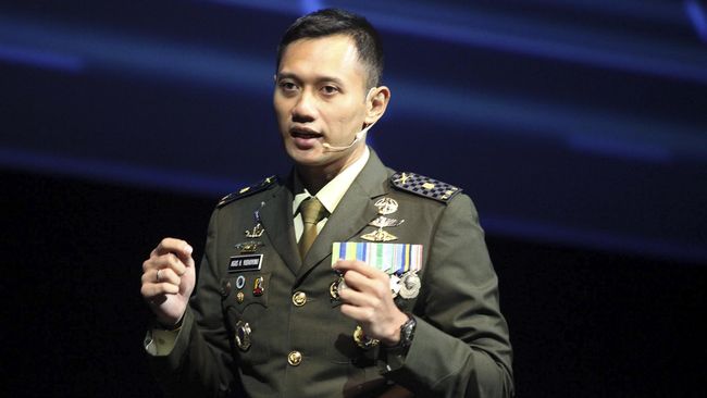 Panglima TNI Sayangkan Agus Yudhoyono Terjun ke Politik