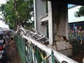 Ahok Curigai Ada Mafia Iklan Jembatan Penyeberangan