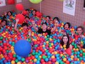 Mereguk Bir Sambil Mandi Bola di Osaka