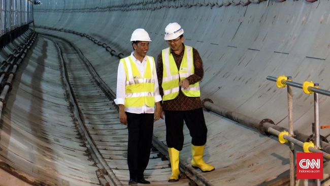Jokowi Puji Kemajuan Pembangunan LRT dan MRT