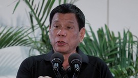 Duterte Minta Militer Hancurkan Abu Sayyaf Terkait Bom Gereja
